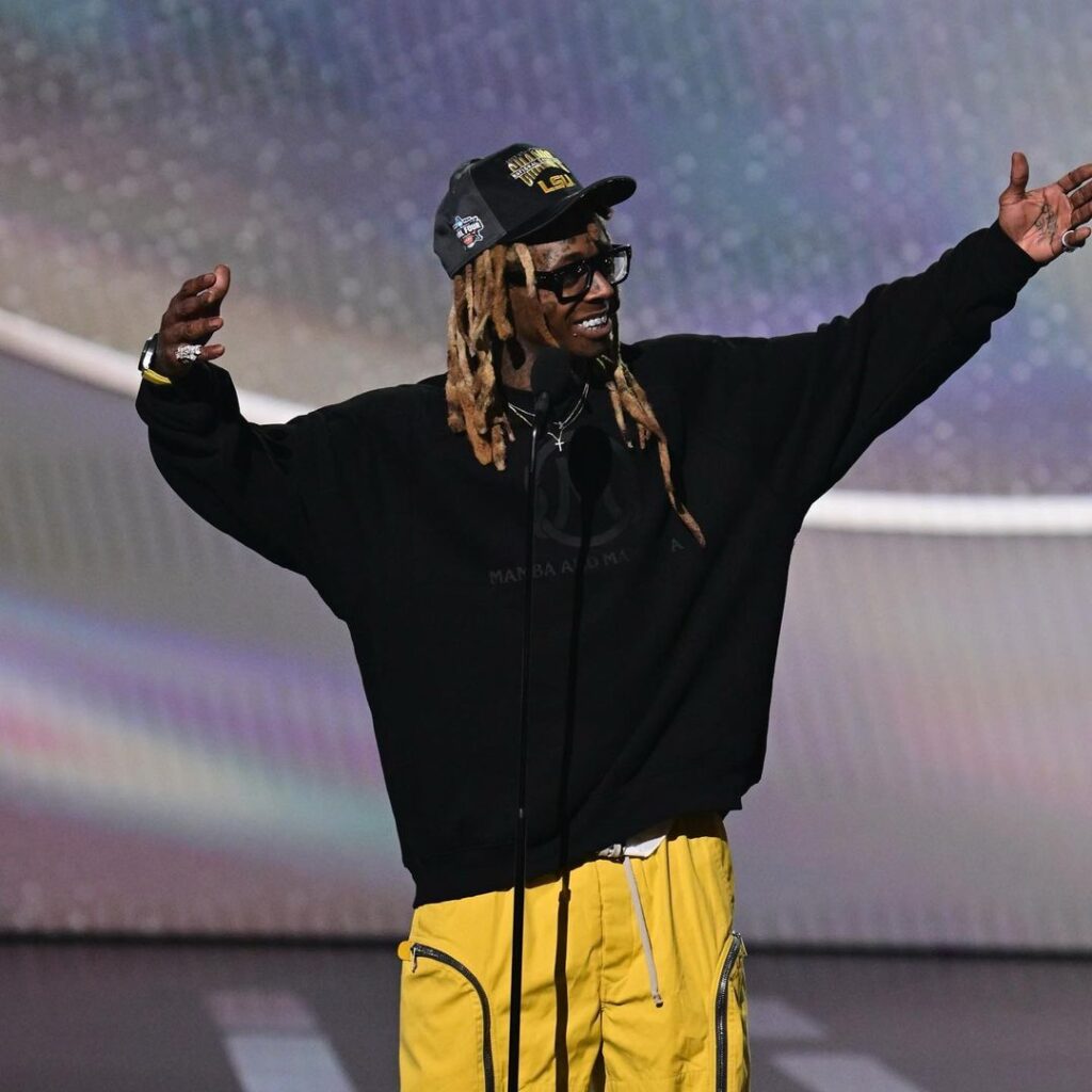 Lil Wayne: Did Lil Wayne Cut Off His Dreadlocks?